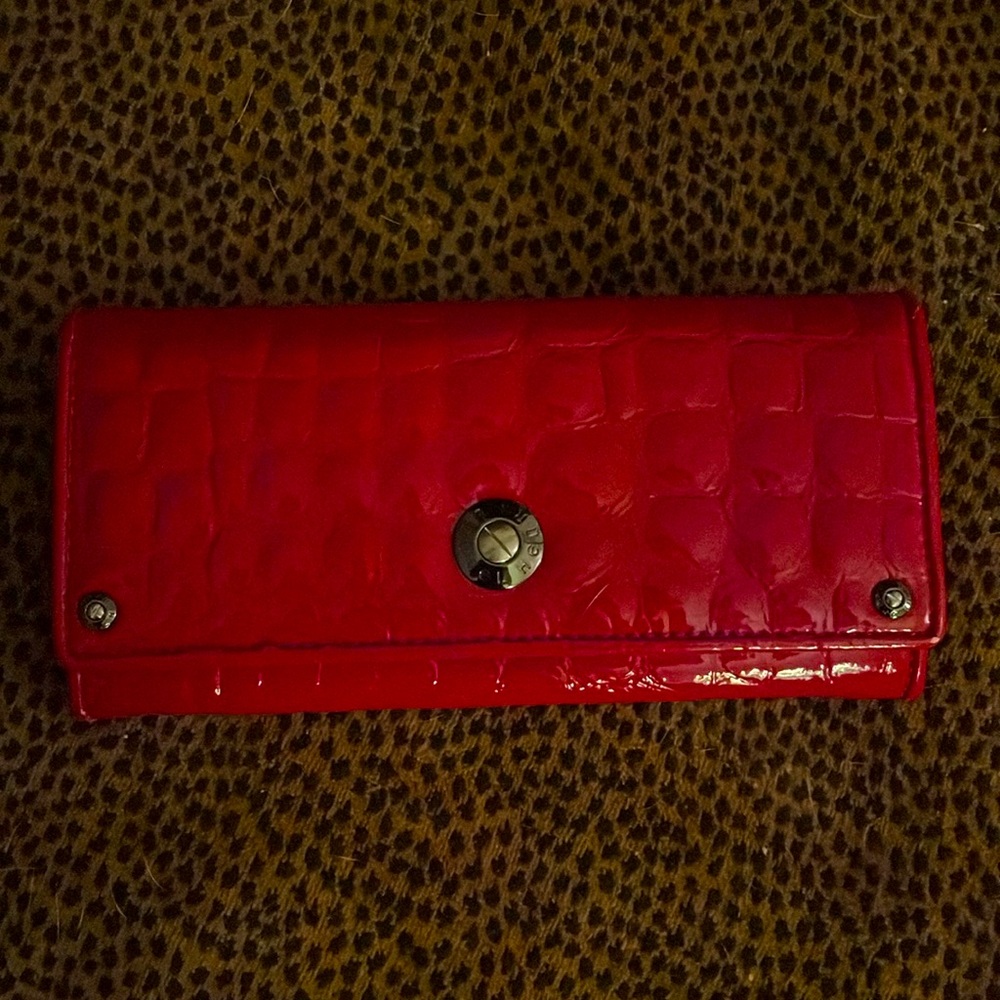 Henri Bendel wallet